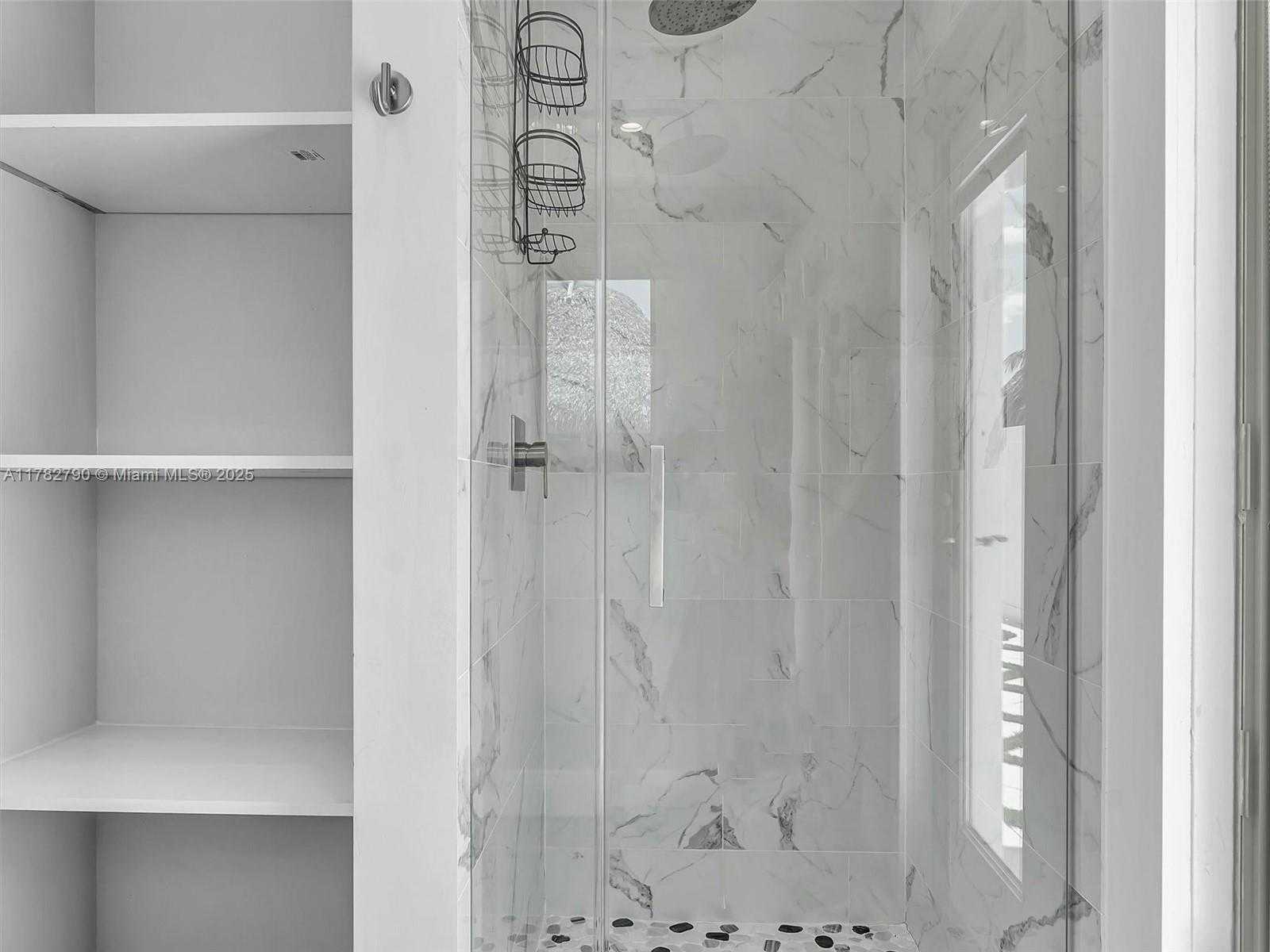 Small Image of 959 NAUTILUS ISLE, Dania Beach Number 57