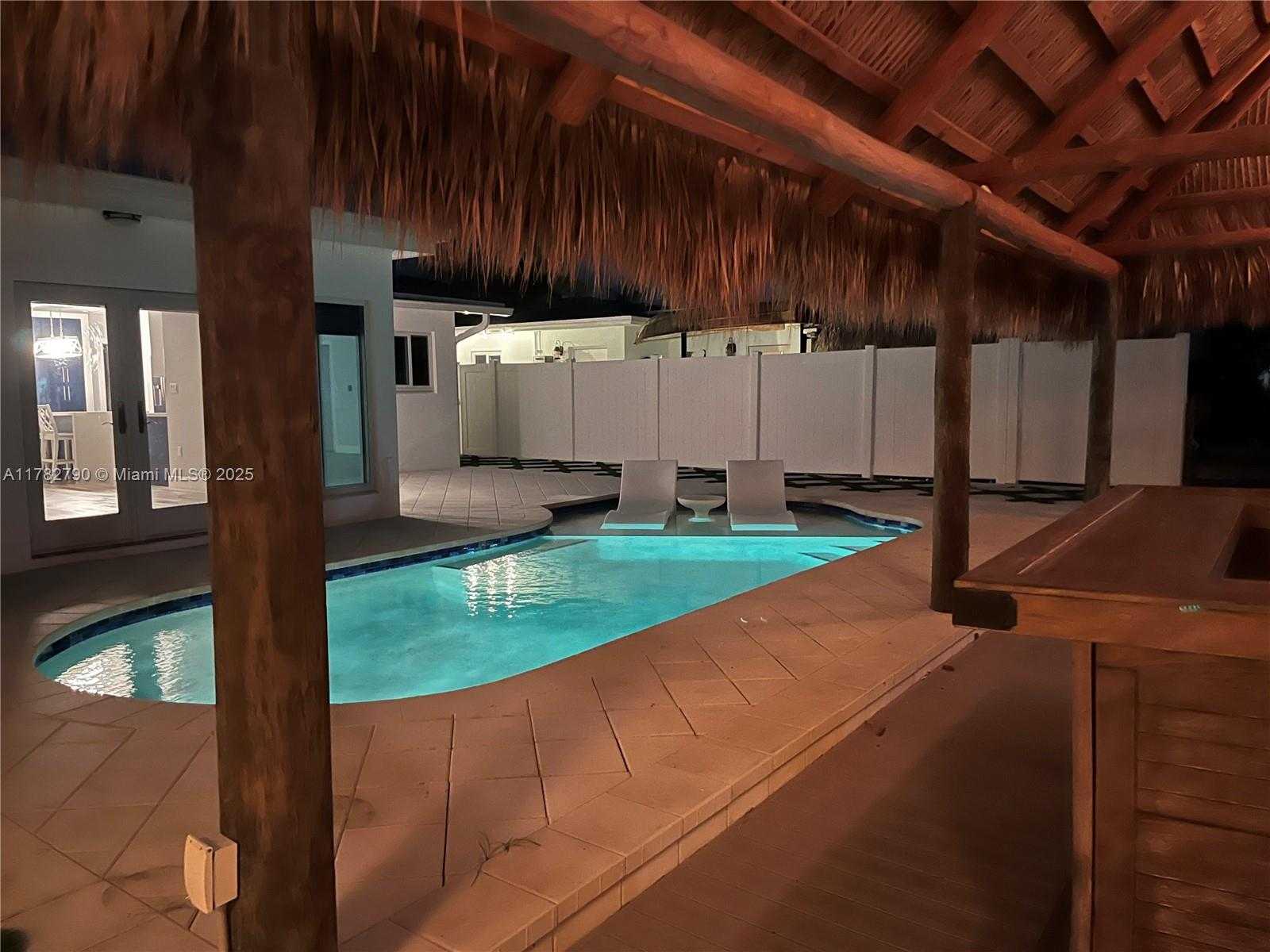 Small Image of 959 NAUTILUS ISLE, Dania Beach Number 61