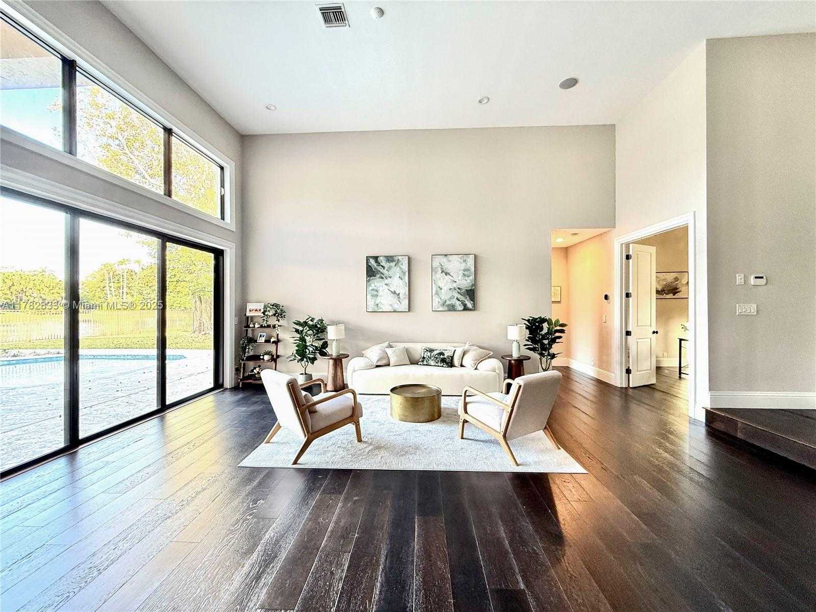 Small Image of 400 ALEXANDRA CIR, Weston Number 22