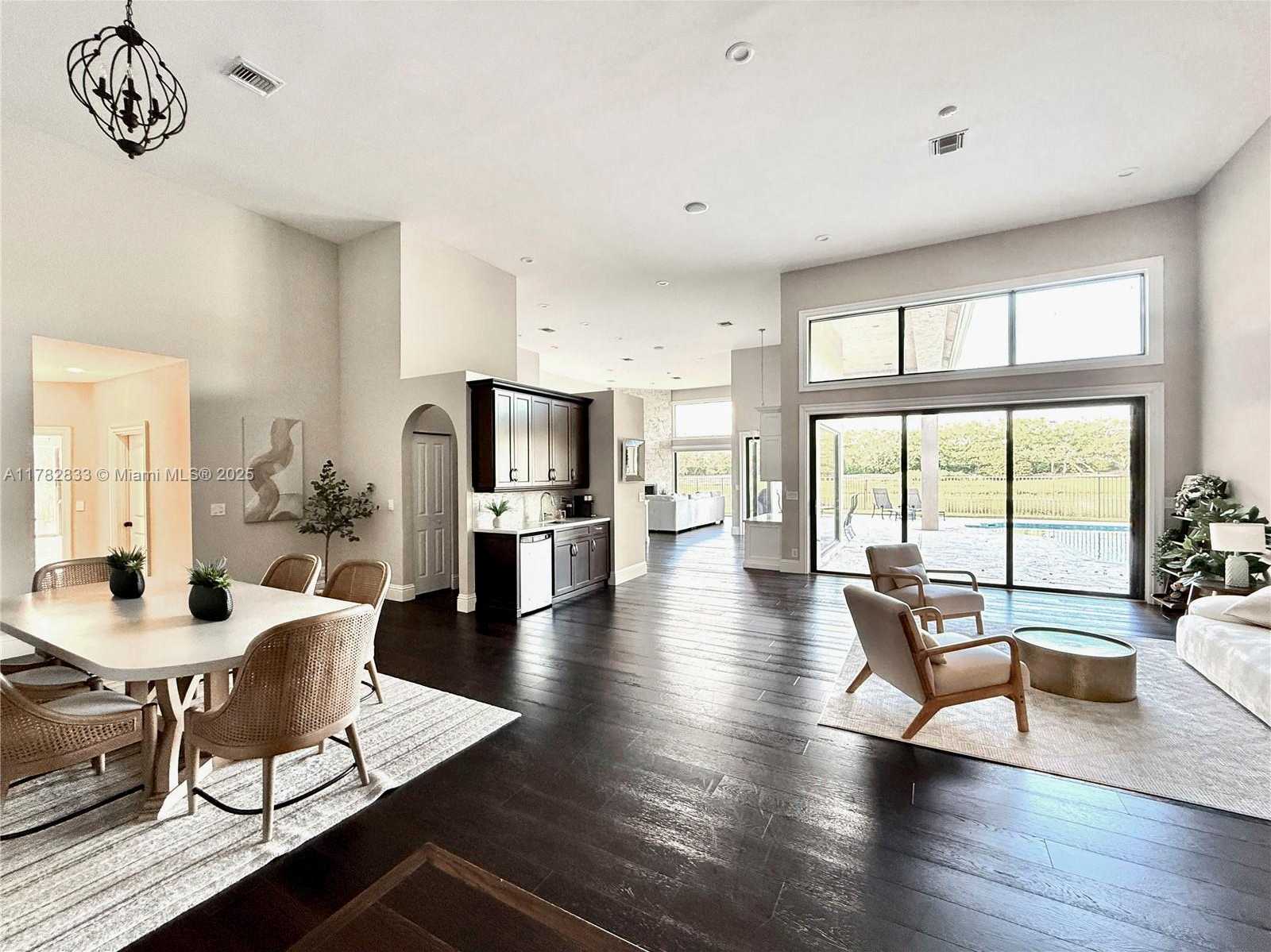 Small Image of 400 ALEXANDRA CIR, Weston Number 3