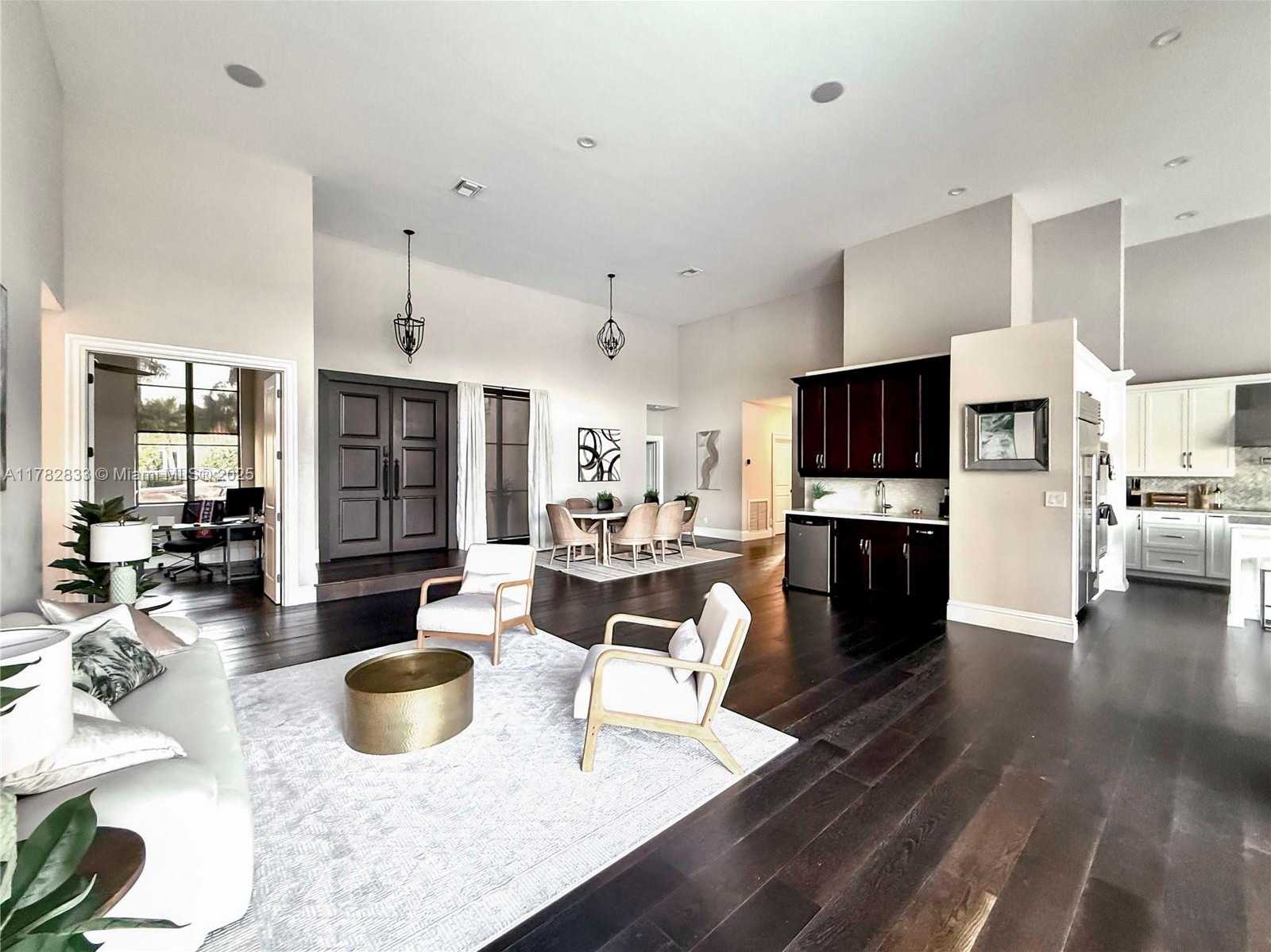 Small Image of 400 ALEXANDRA CIR, Weston Number 5