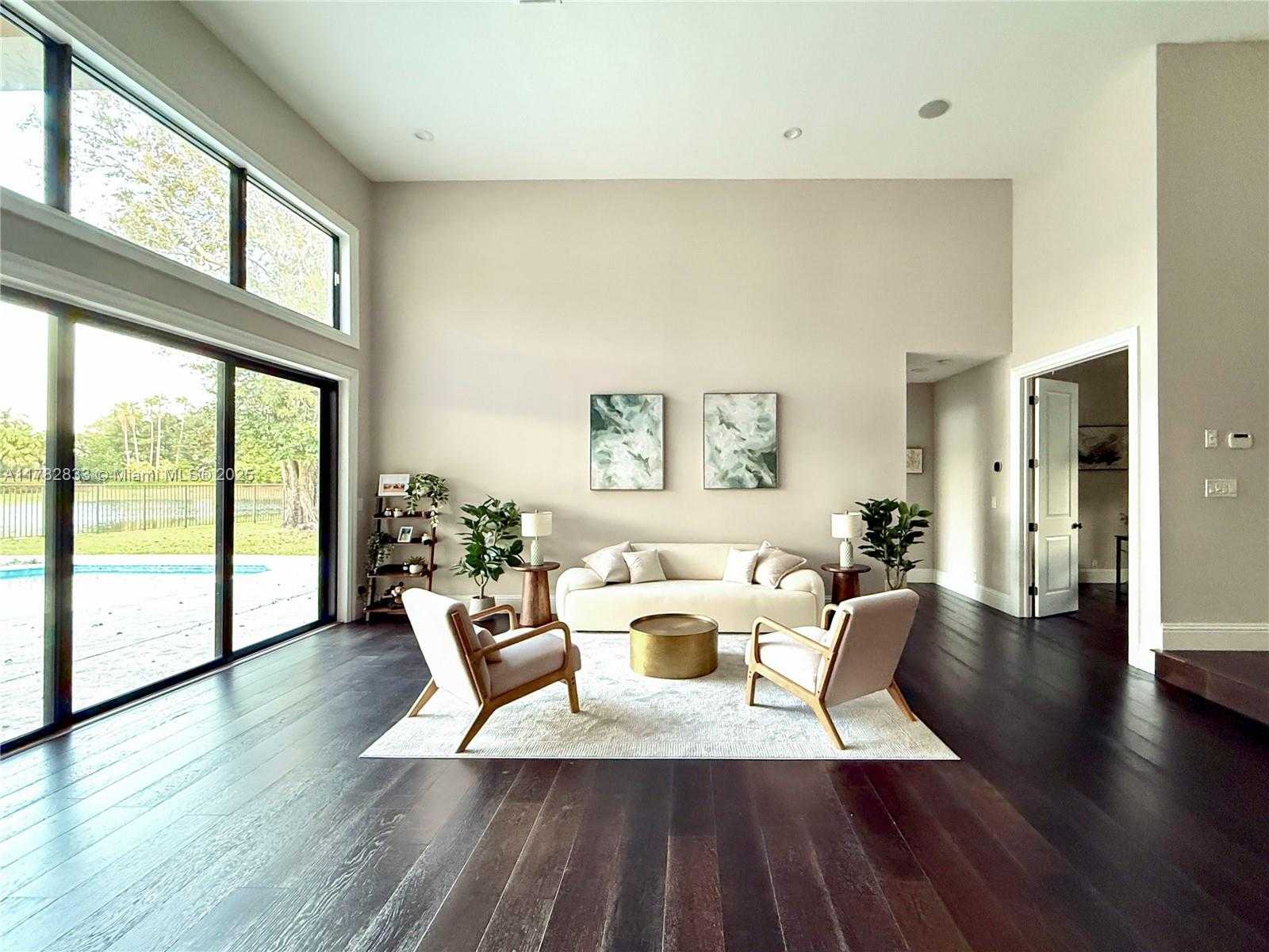 Small Image of 400 ALEXANDRA CIR, Weston Number 6