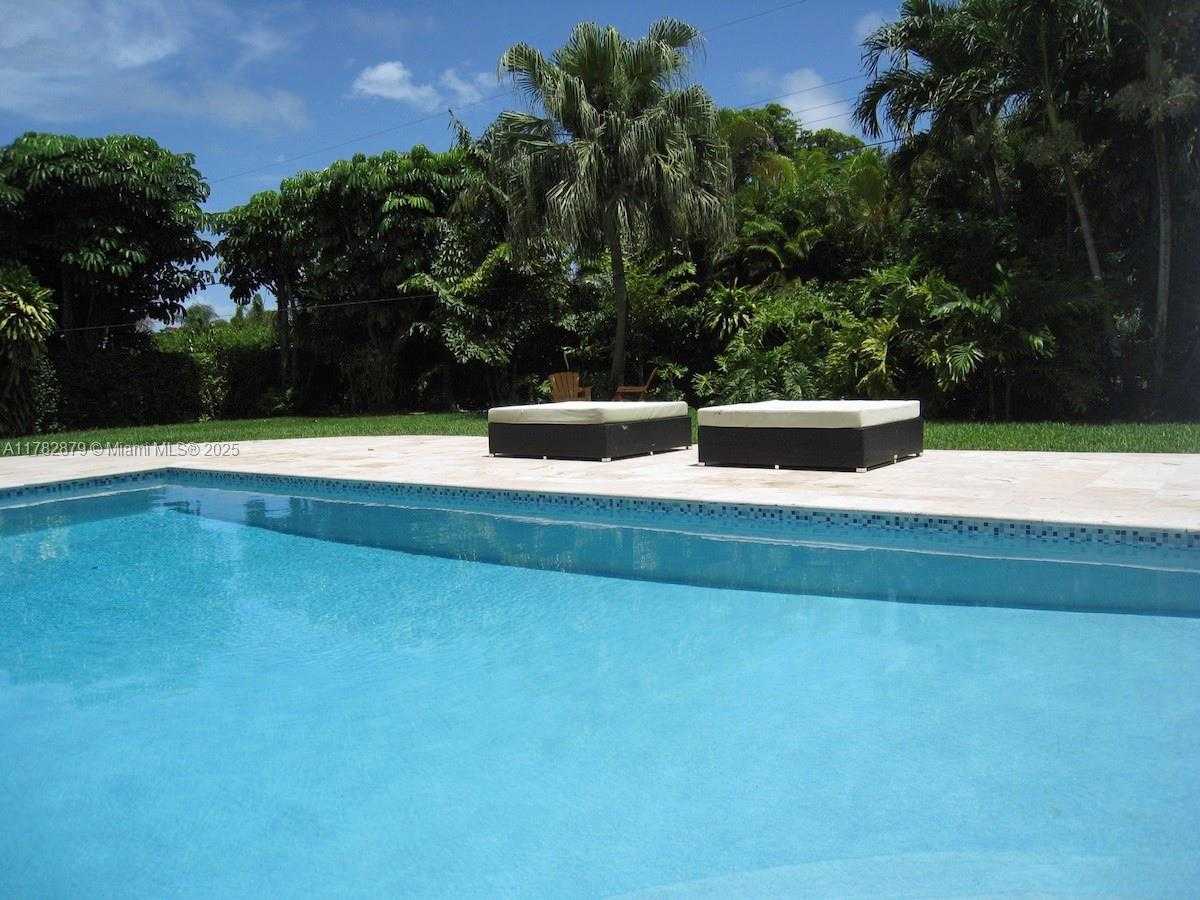 Small Image of 7440 SOUTH WEST 126TH ST, Pinecrest Number 4