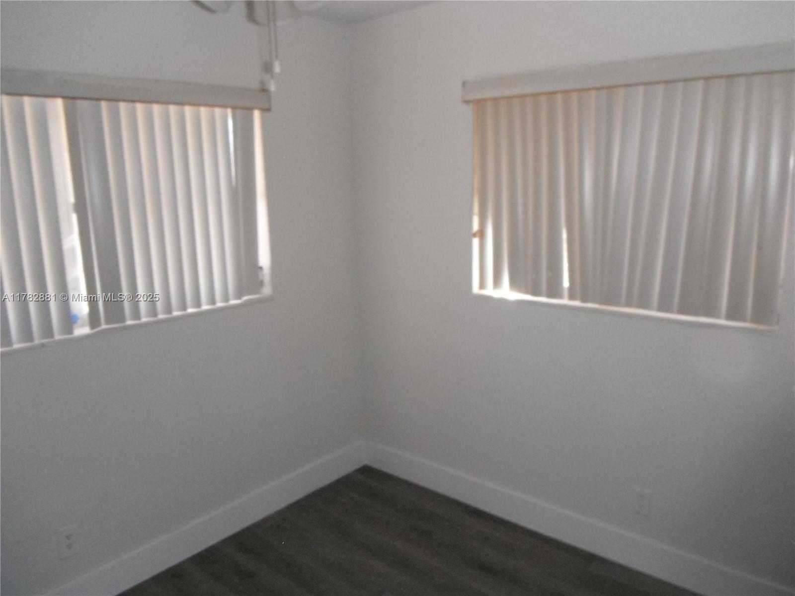 Small Image of 6855 NORTH WEST 9TH ST, Margate Number 10