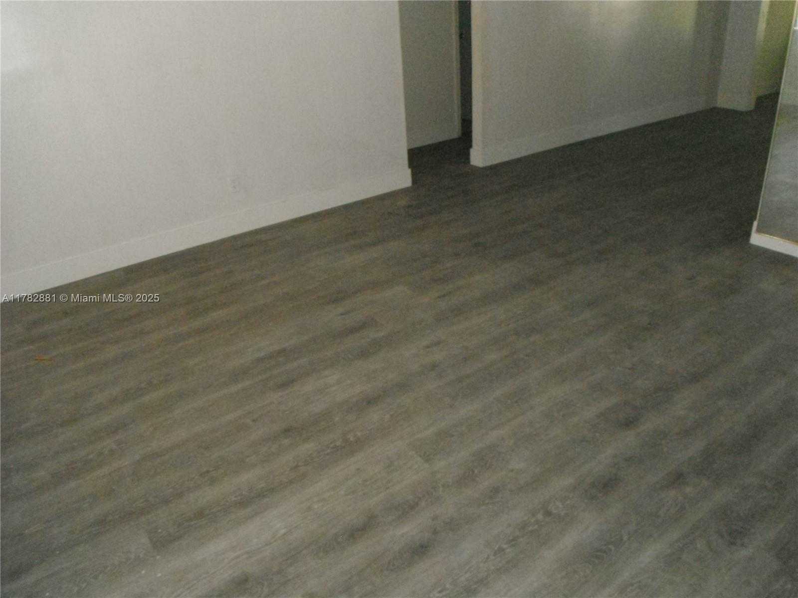 Small Image of 6855 NORTH WEST 9TH ST, Margate Number 7