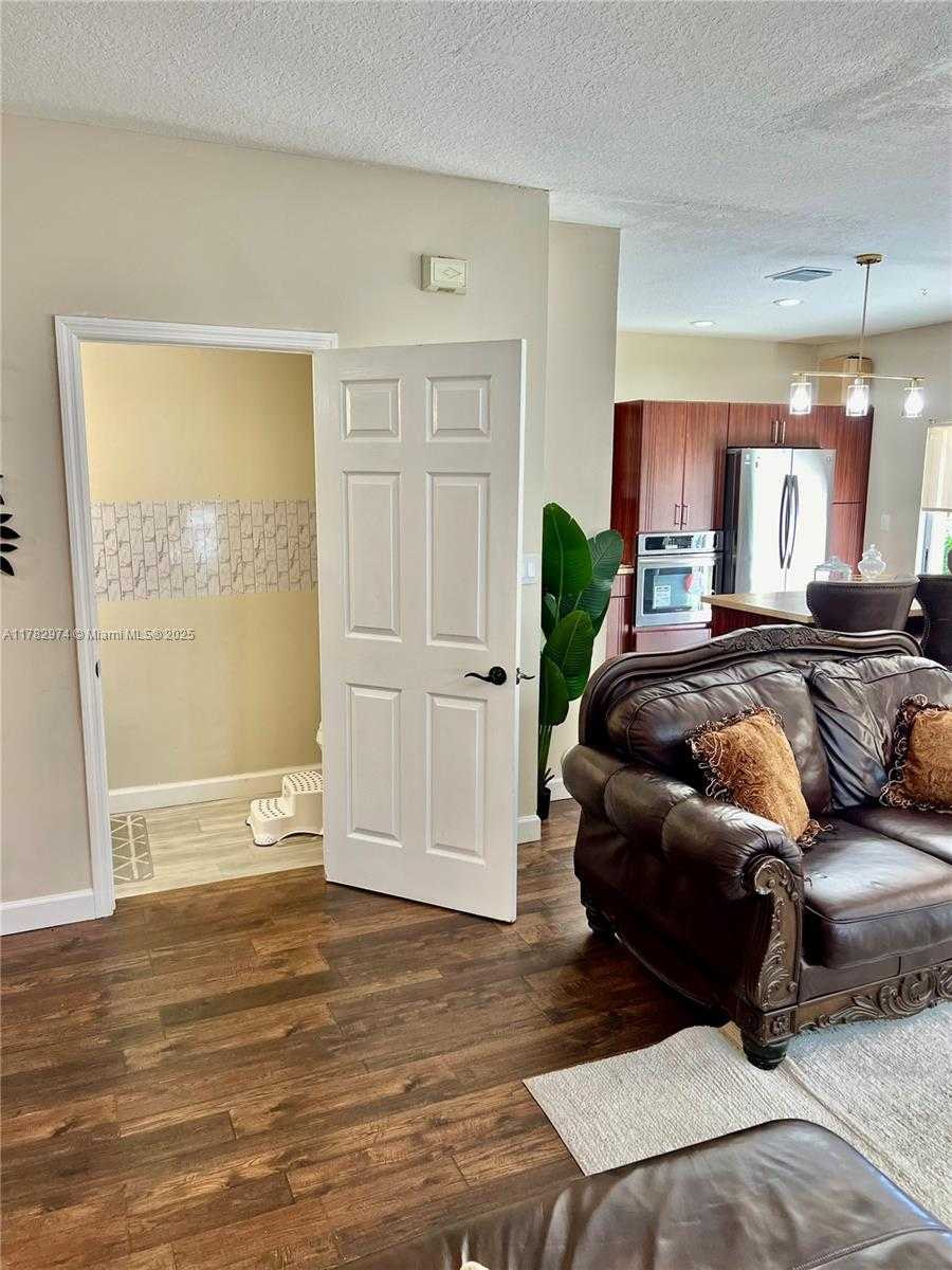 Small Image of 2532 NORTH EAST 41ST TER, Homestead Number 11