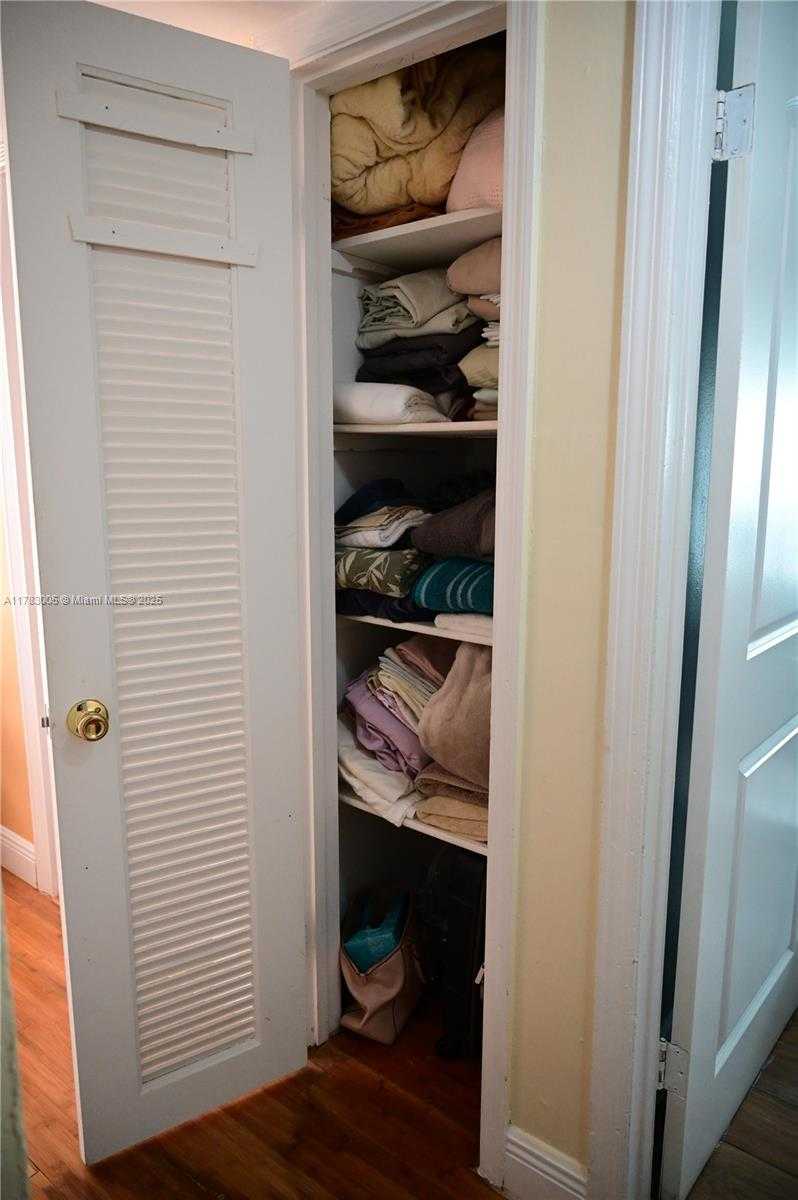 Small Image of 8100 NORTH WEST 75TH AVE, Tamarac Number 12