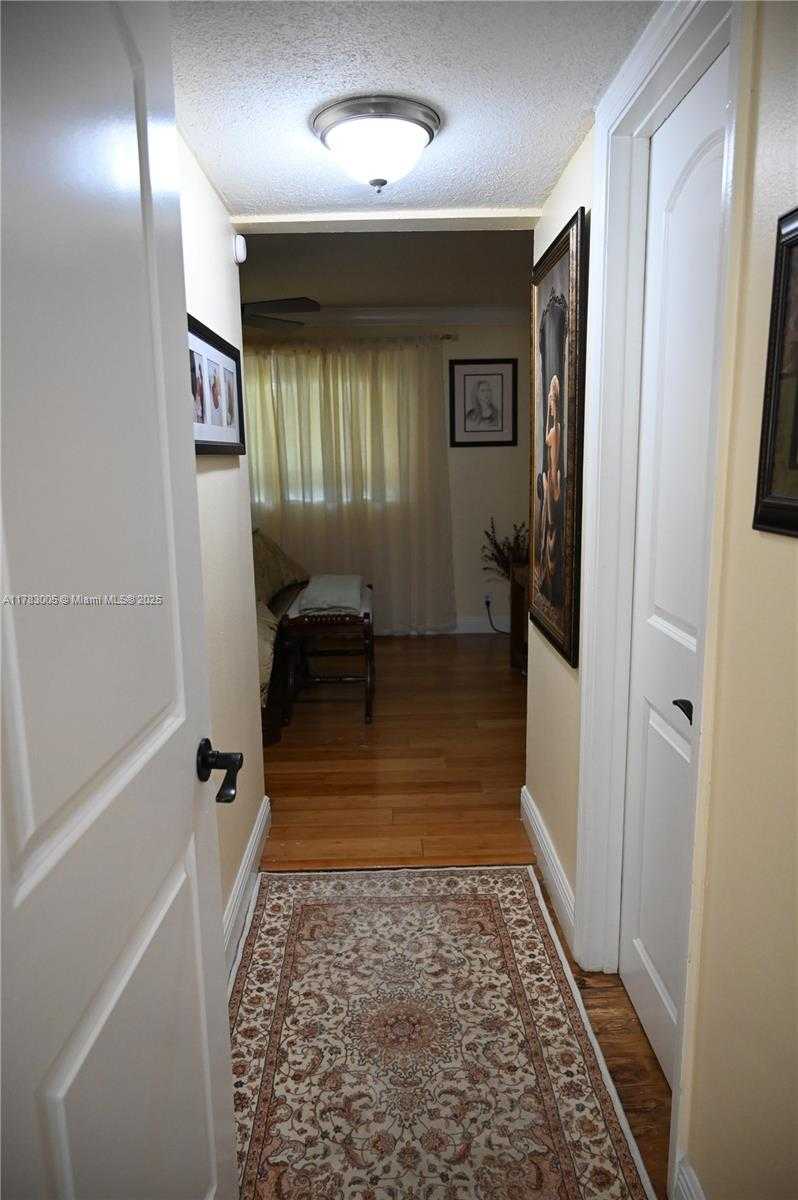 Small Image of 8100 NORTH WEST 75TH AVE, Tamarac Number 16
