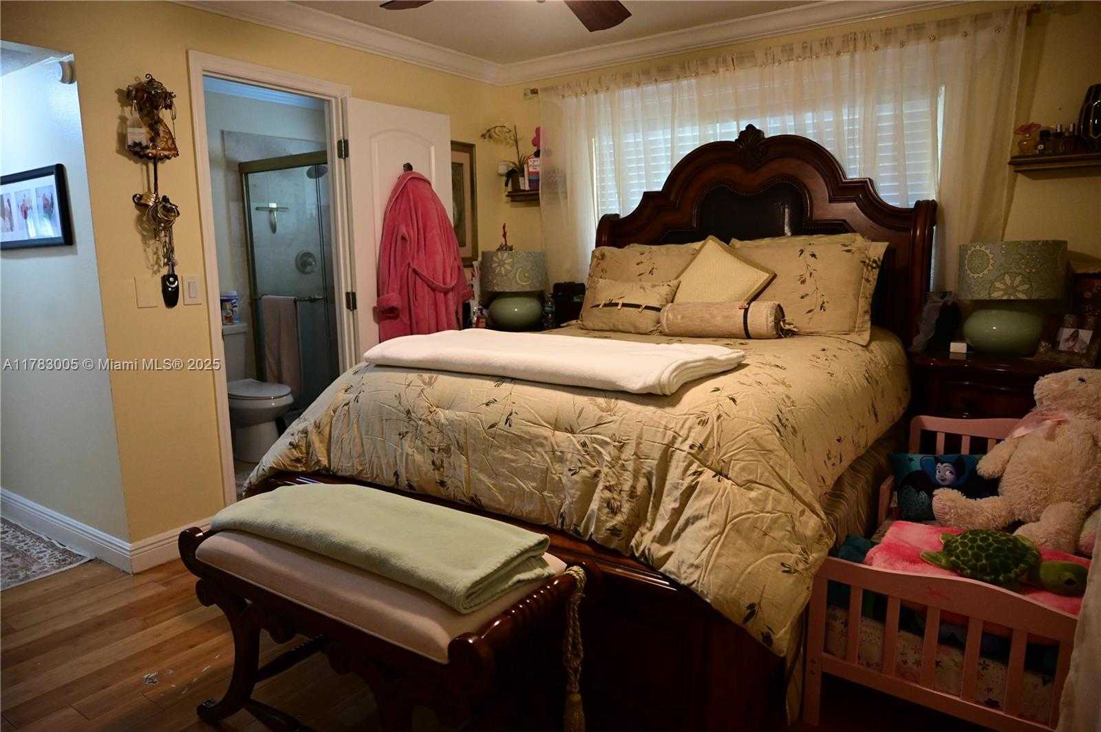 Small Image of 8100 NORTH WEST 75TH AVE, Tamarac Number 17