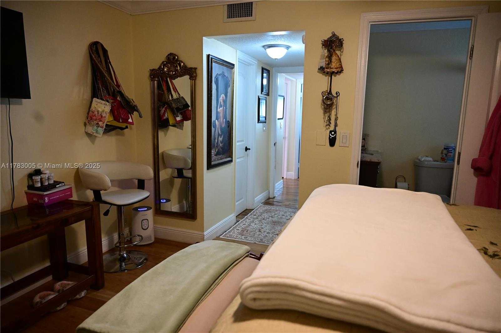Small Image of 8100 NORTH WEST 75TH AVE, Tamarac Number 18