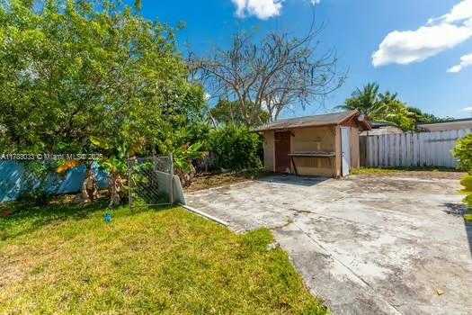 Small Image of 15111 299 ST, Homestead Number 5