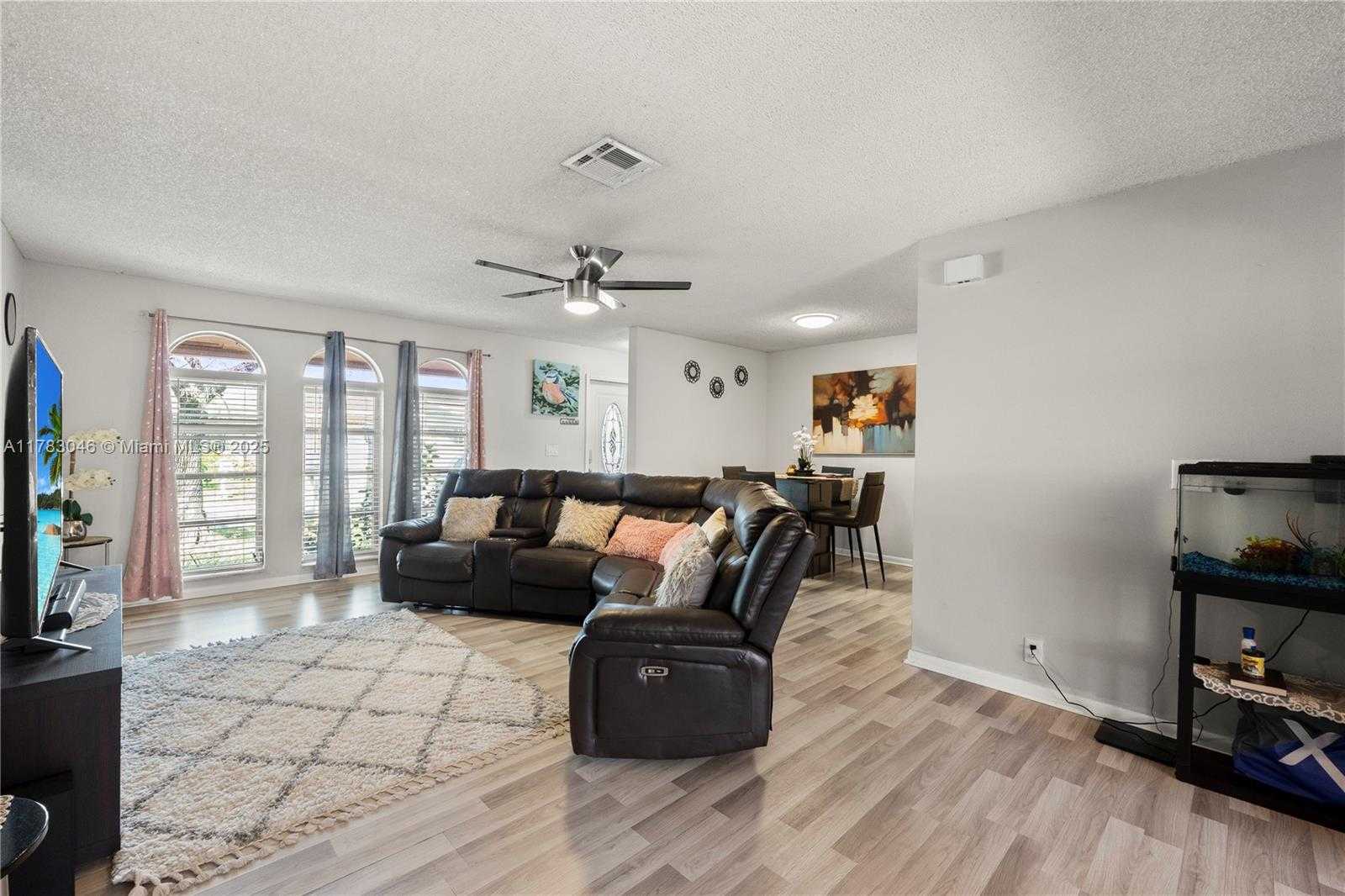 Small Image of 4900 NORTH WEST 13TH TER, Deerfield Beach Number 14
