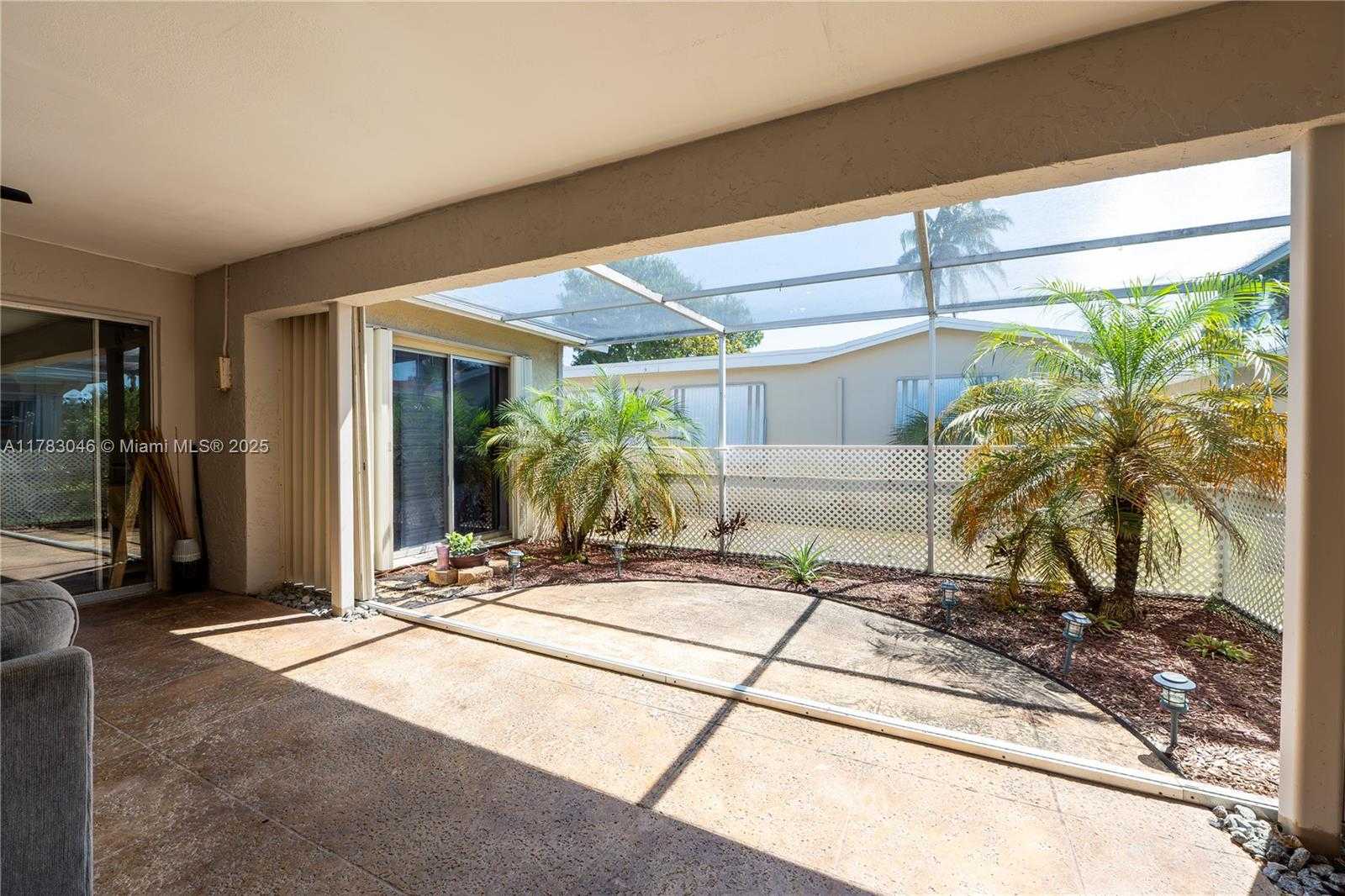 Small Image of 4900 NORTH WEST 13TH TER, Deerfield Beach Number 37