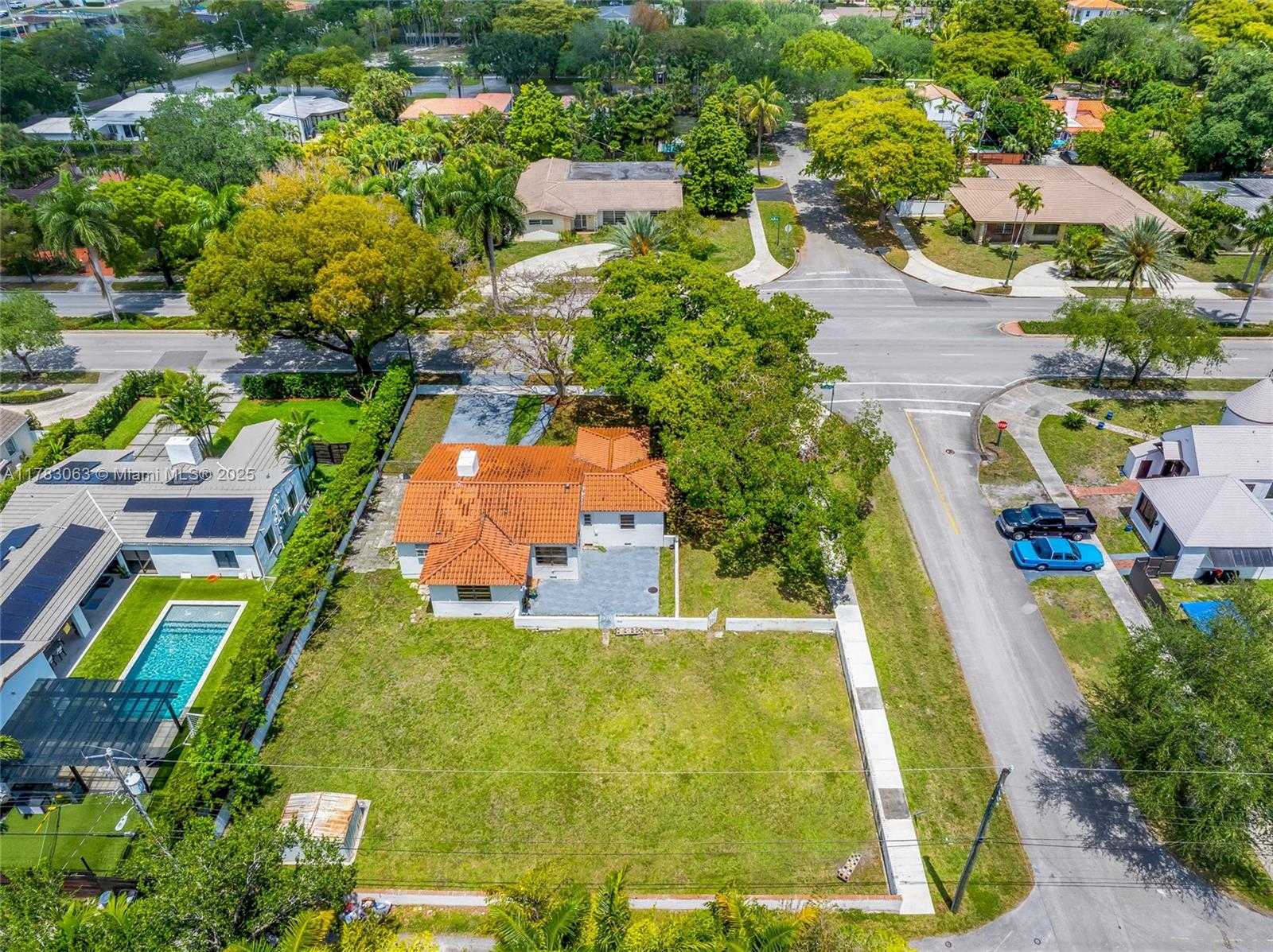 Small Image of 790 NORTH EAST 96TH ST, Miami Shores Number 13