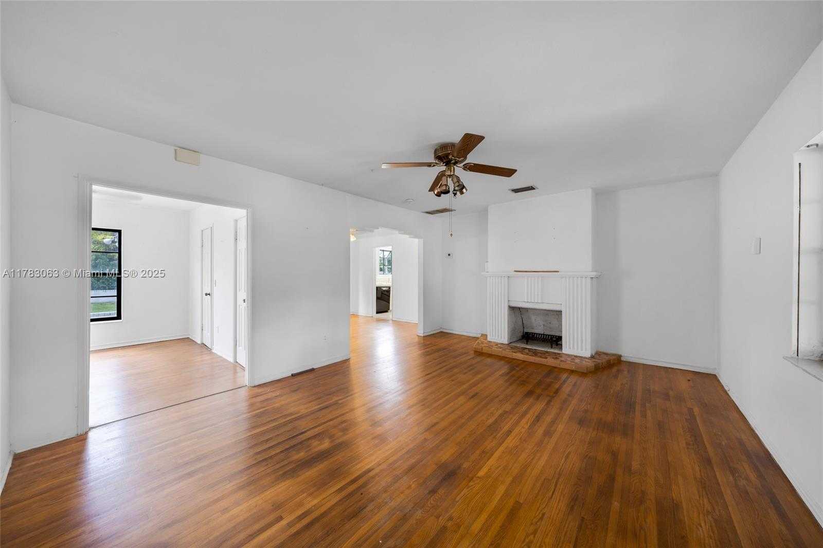 Small Image of 790 NORTH EAST 96TH ST, Miami Shores Number 25