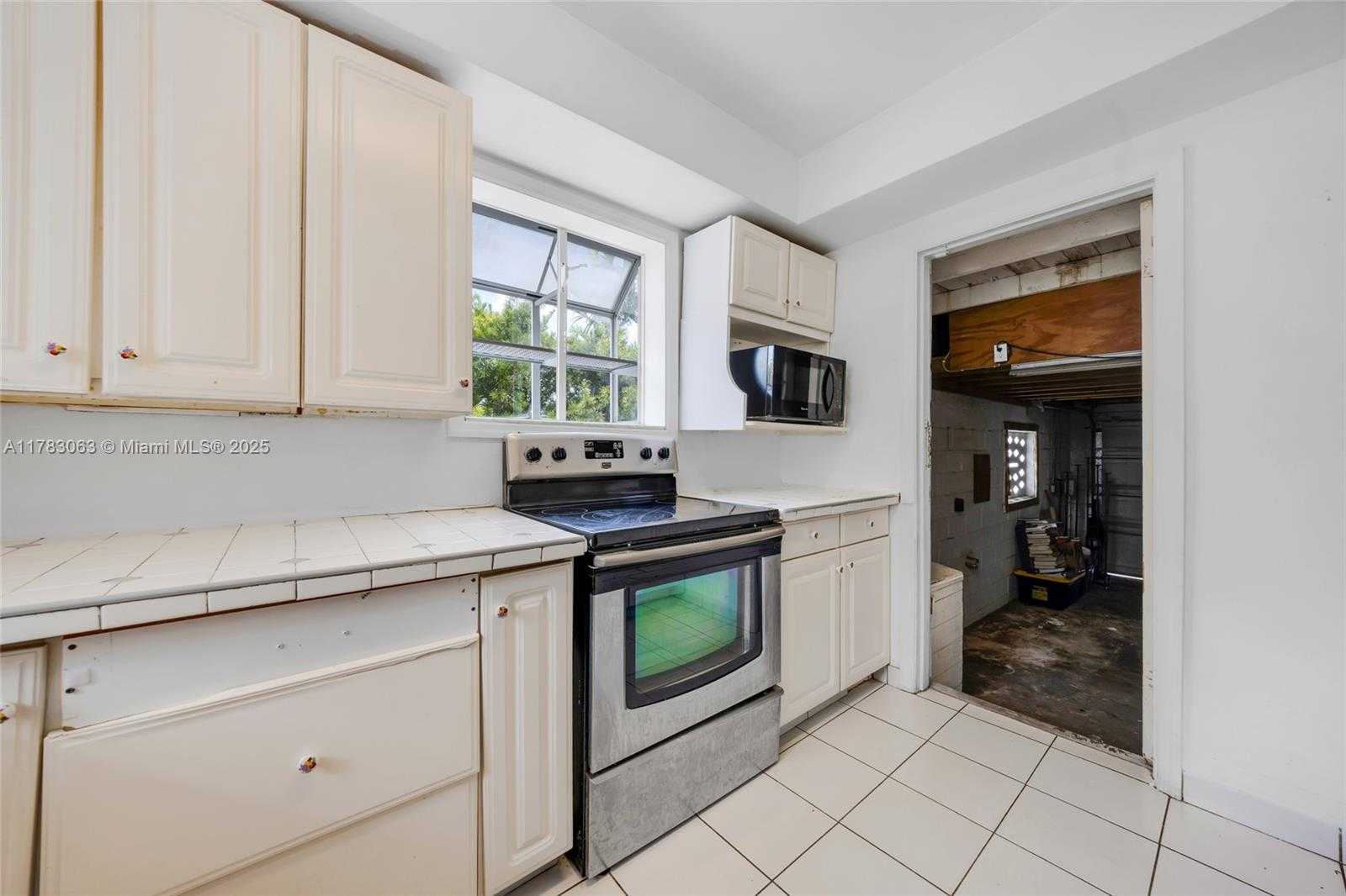 Small Image of 790 NORTH EAST 96TH ST, Miami Shores Number 30