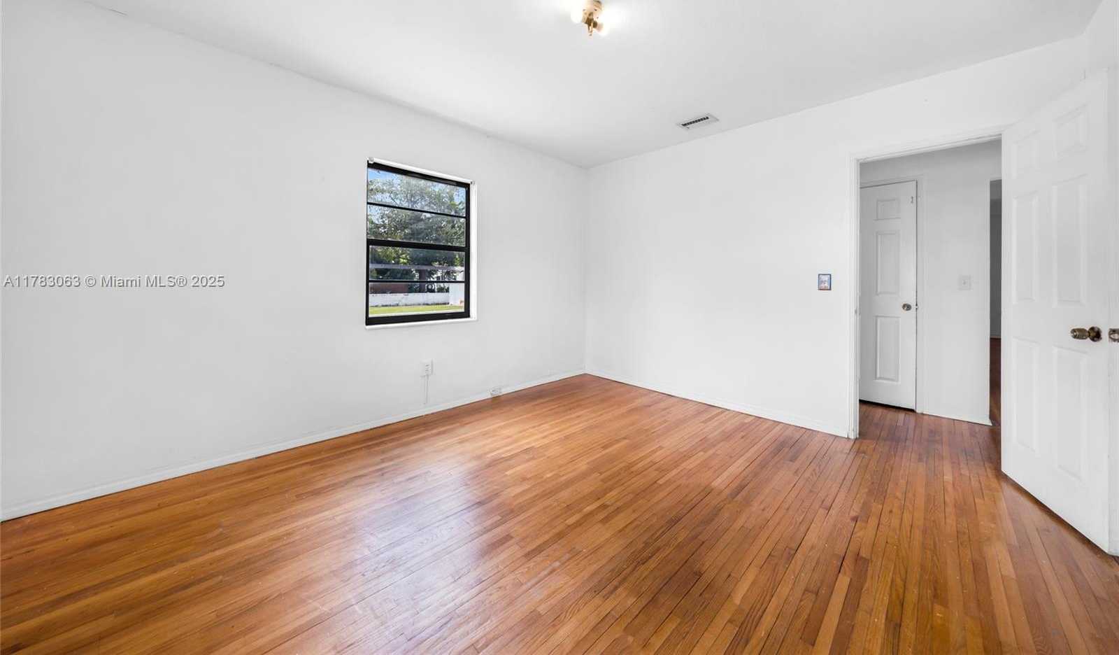 Small Image of 790 NORTH EAST 96TH ST, Miami Shores Number 44
