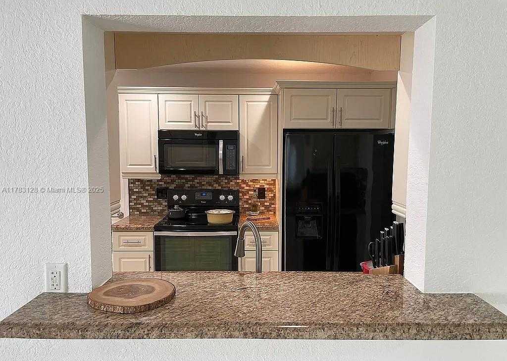 Small Image of 1411 NORTH WEST 90TH DR, Plantation Number 20