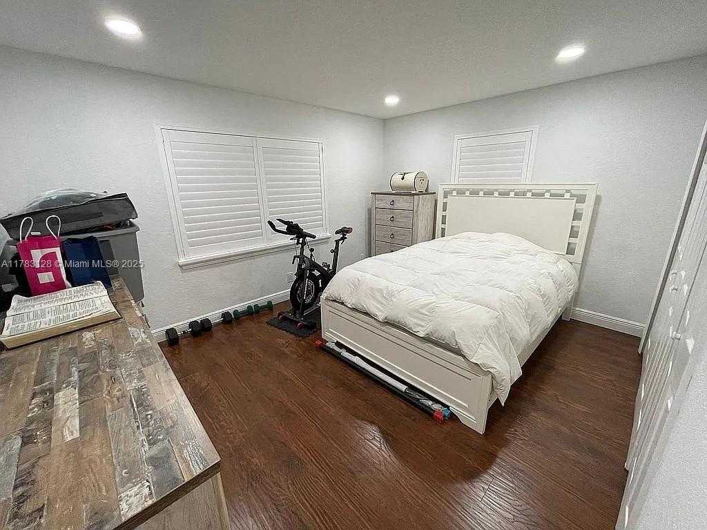 Small Image of 1411 NORTH WEST 90TH DR, Plantation Number 42