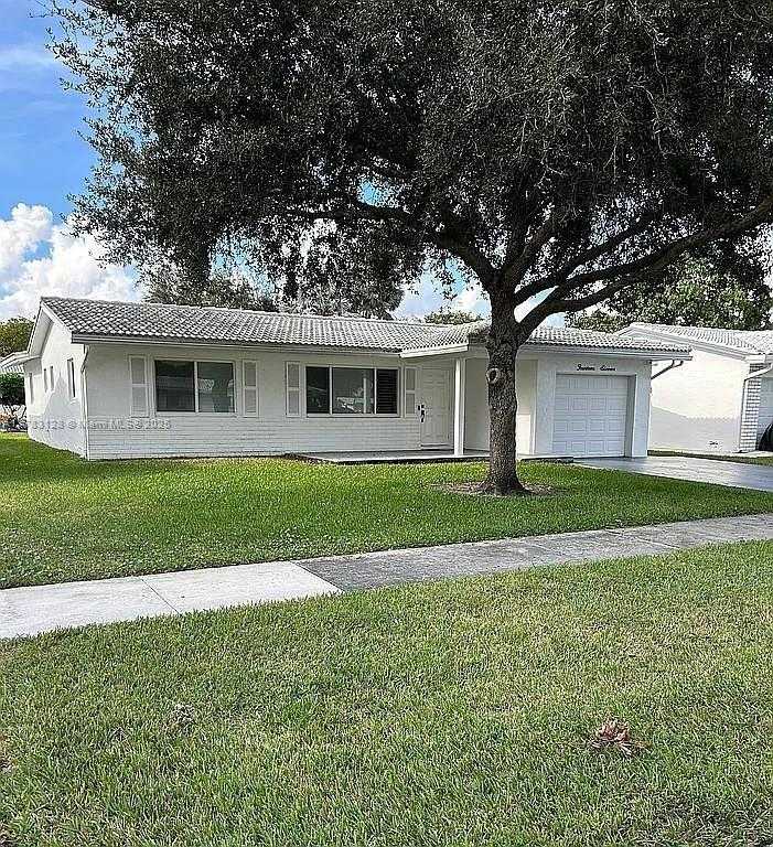 Small Image of 1411 NORTH WEST 90TH DR, Plantation Number 46