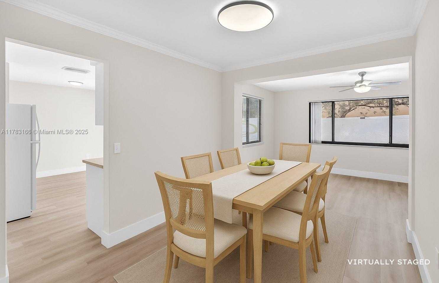 Small Image of 11310 NORTH WEST 35TH ST, Sunrise Number 12