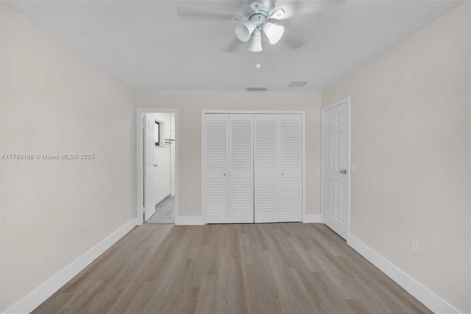 Small Image of 11310 NORTH WEST 35TH ST, Sunrise Number 25