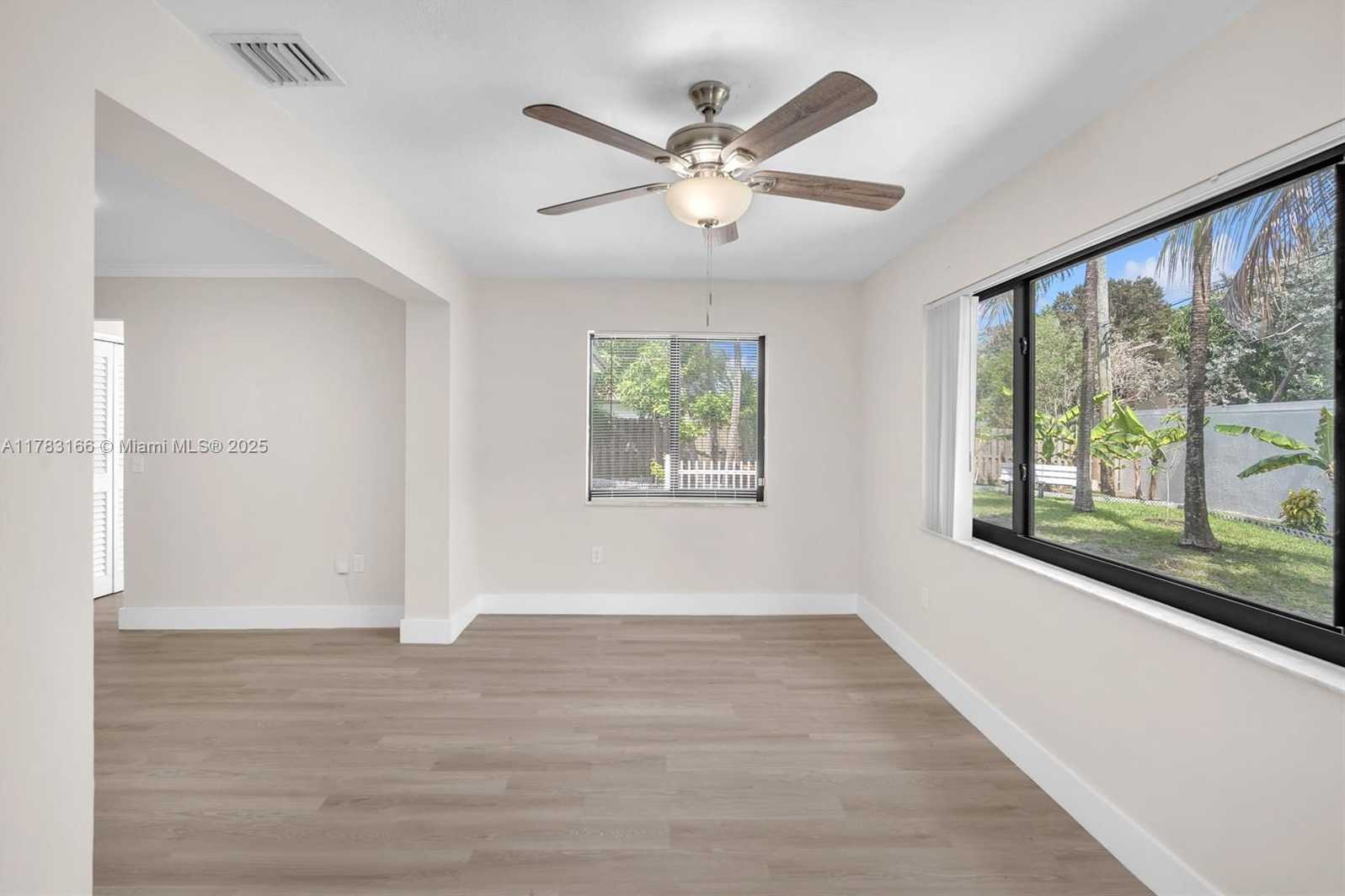 Small Image of 11310 NORTH WEST 35TH ST, Sunrise Number 30