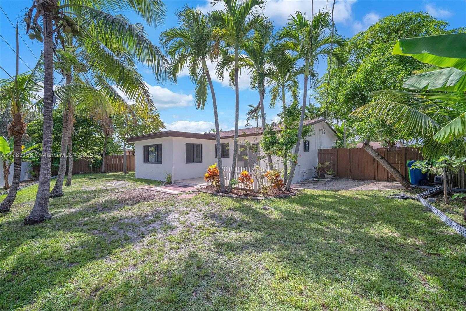 Small Image of 11310 NORTH WEST 35TH ST, Sunrise Number 35