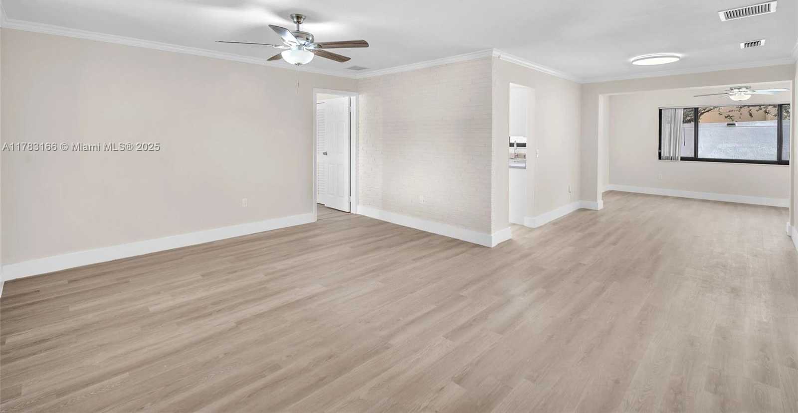 Small Image of 11310 NORTH WEST 35TH ST, Sunrise Number 4