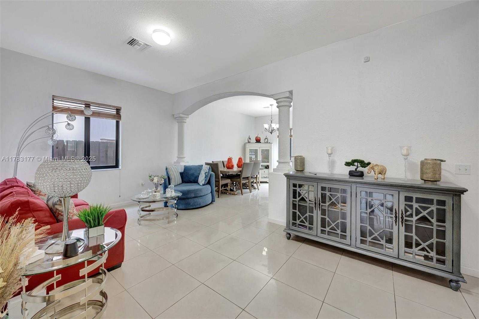 Small Image of 10420 SOUTH WEST 229TH LN, Miami Number 12