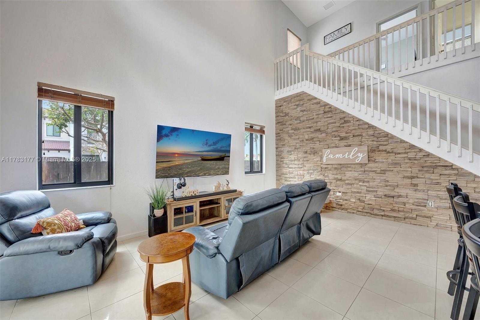 Small Image of 10420 SOUTH WEST 229TH LN, Miami Number 24