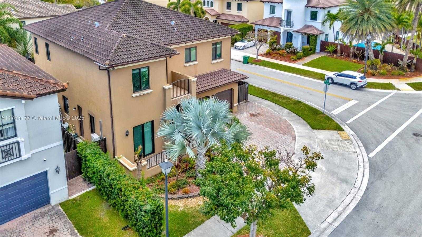 Small Image of 10420 SOUTH WEST 229TH LN, Miami Number 46