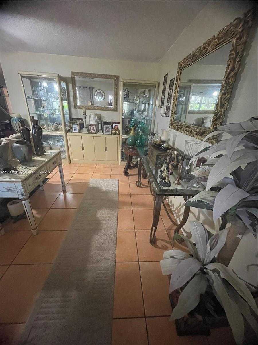 Small Image of 5303 NORTH WEST 50TH AVE, Tamarac Number 17