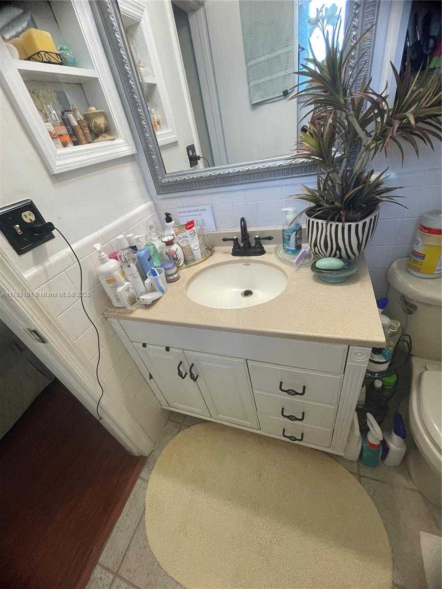 Small Image of 5303 NORTH WEST 50TH AVE, Tamarac Number 19