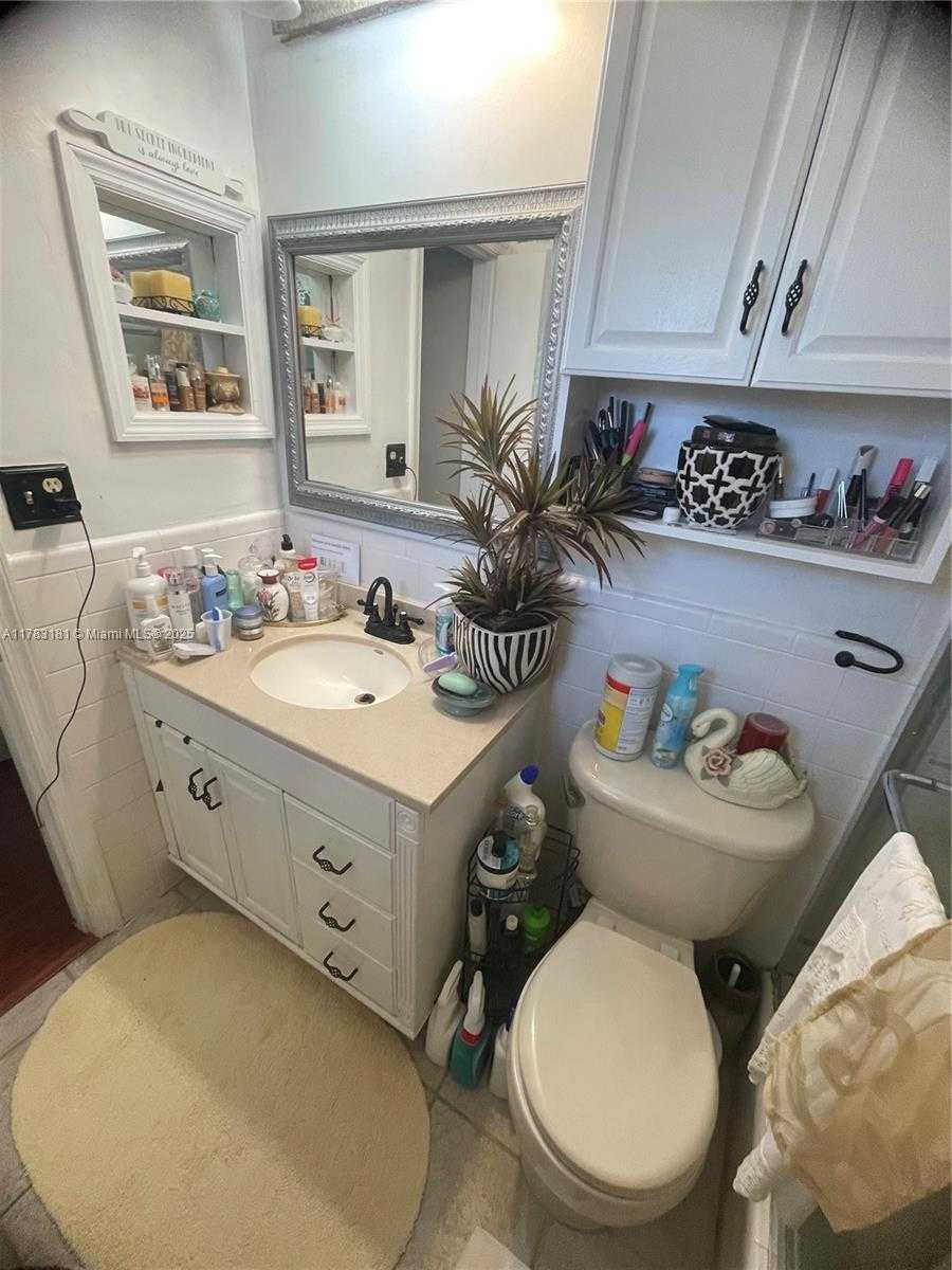 Small Image of 5303 NORTH WEST 50TH AVE, Tamarac Number 20