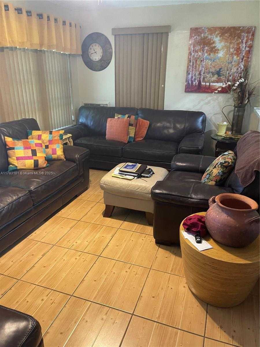 Small Image of 5303 NORTH WEST 50TH AVE, Tamarac Number 46