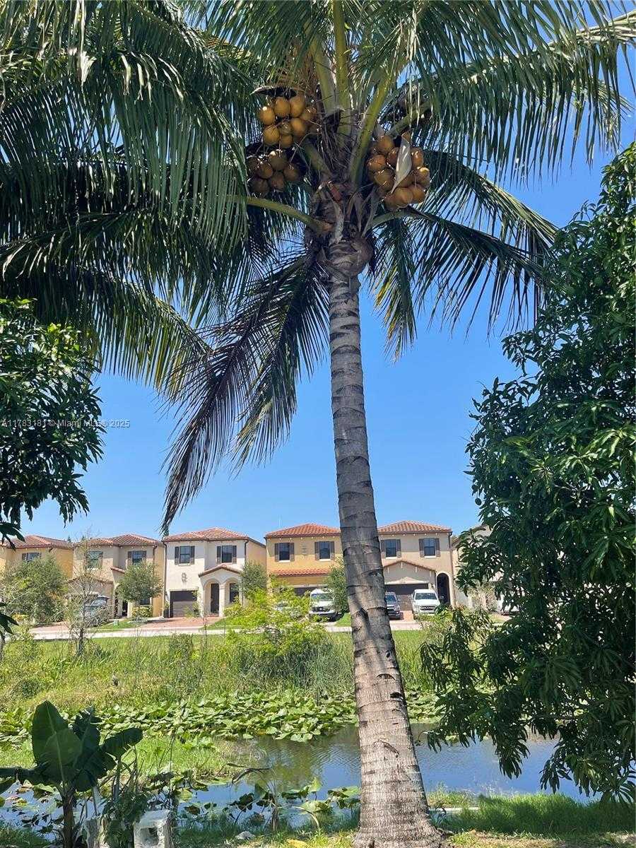 Small Image of 5303 NORTH WEST 50TH AVE, Tamarac Number 49