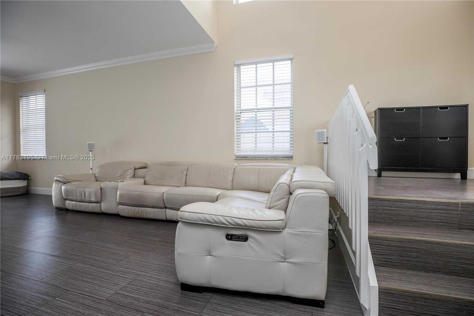 Small Image of 365 NORTH WEST 154TH AVE, Pembroke Pines Number 4