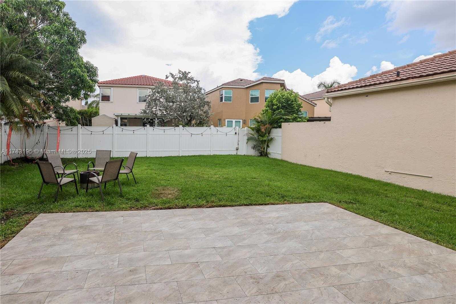 Small Image of 365 NORTH WEST 154TH AVE, Pembroke Pines Number 43