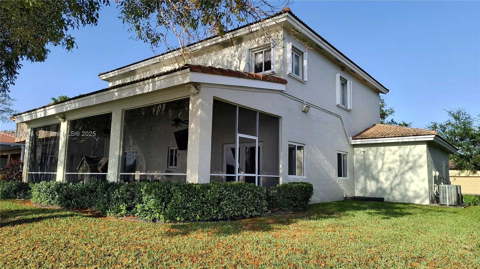 Small Image of 650 SOUTH EAST 30TH DR, Homestead Number 16