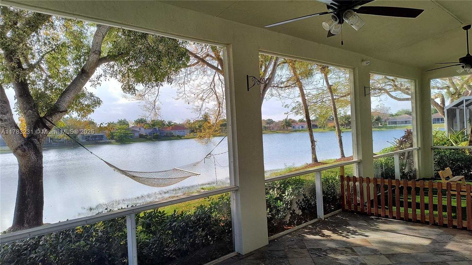 Small Image of 650 SOUTH EAST 30TH DR, Homestead Number 19