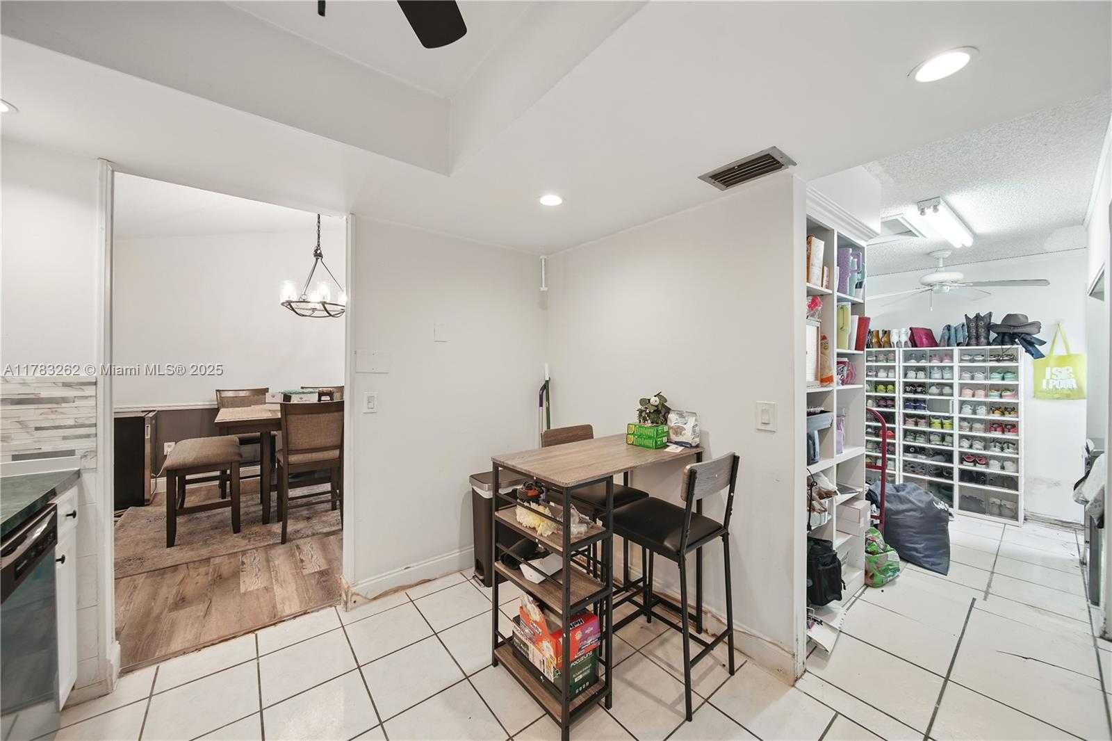 Small Image of 11641 NORTH WEST 42ND ST, Sunrise Number 15