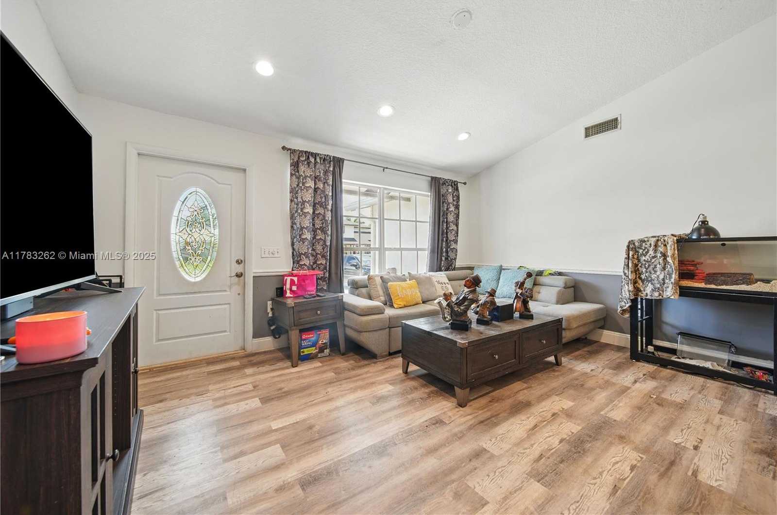 Small Image of 11641 NORTH WEST 42ND ST, Sunrise Number 3