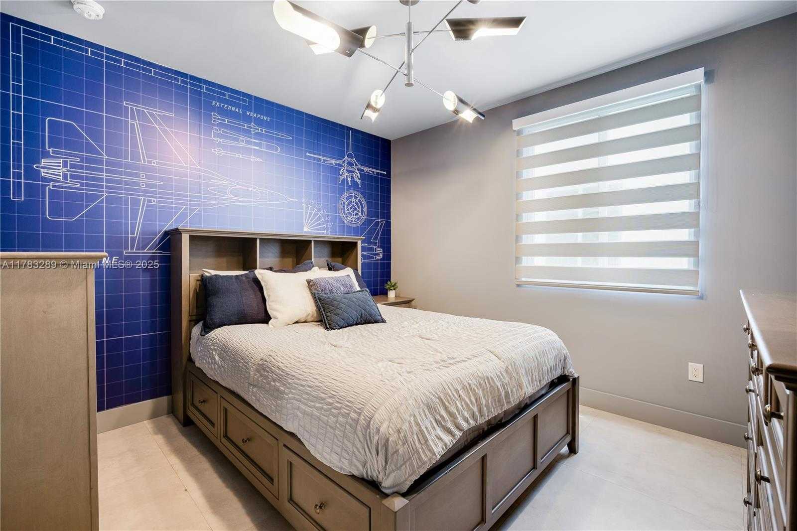 Small Image of 10135 NORTH WEST 77TH ST, Doral Number 42