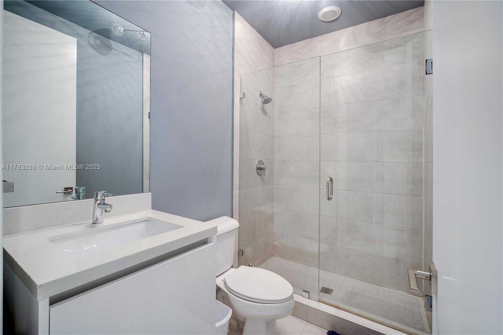 Small Image of 10135 NORTH WEST 77TH ST, Doral Number 44