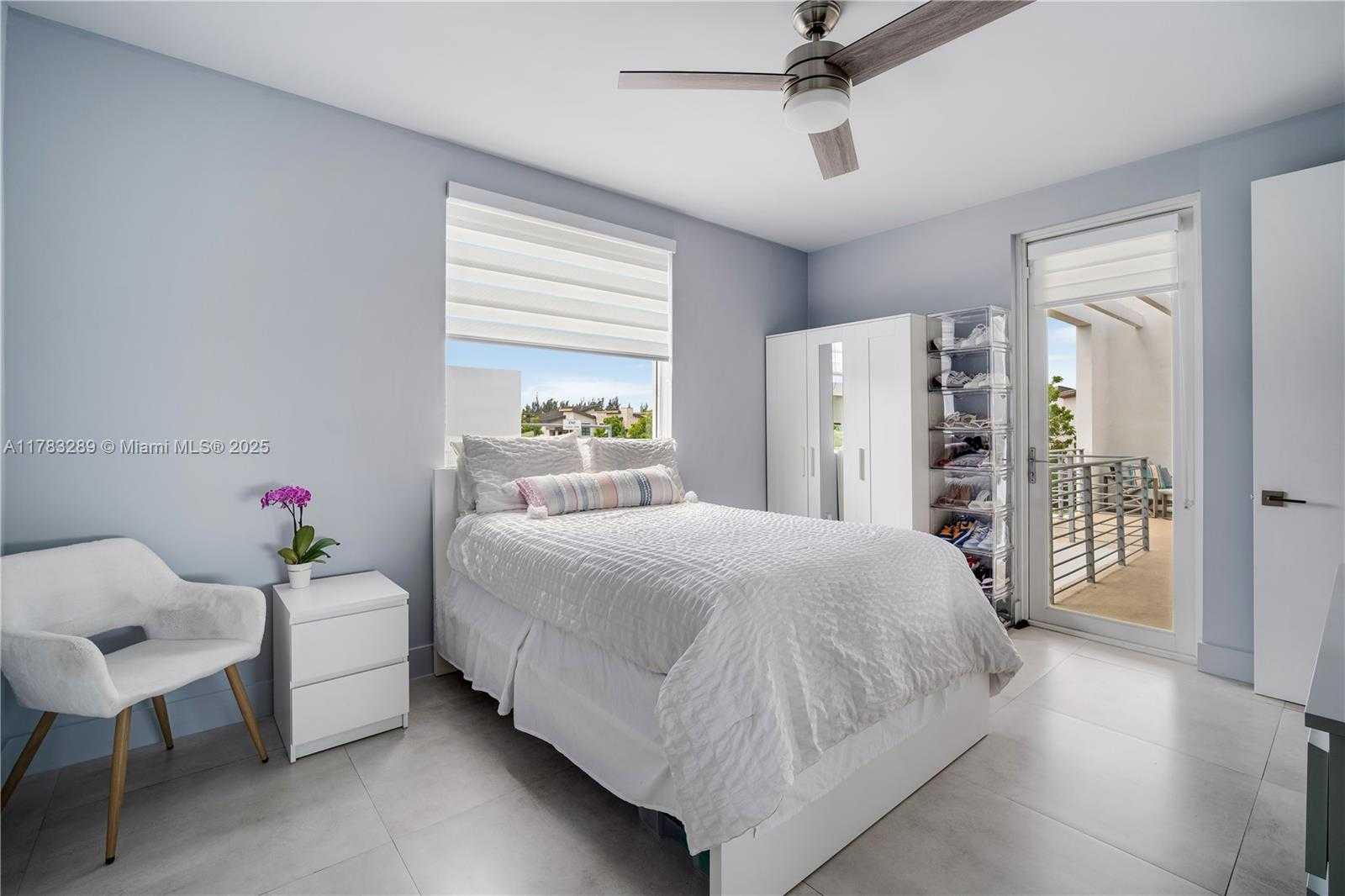 Small Image of 10135 NORTH WEST 77TH ST, Doral Number 46