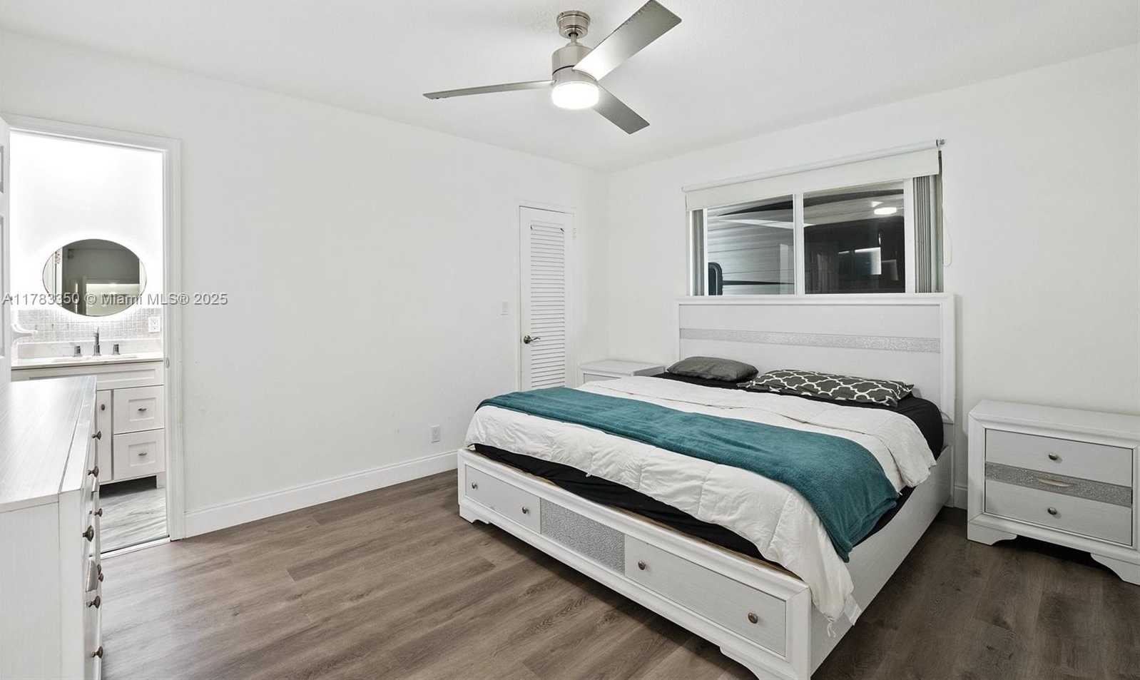 Small Image of 5117 WASHINGTON ST, Hollywood Number 14
