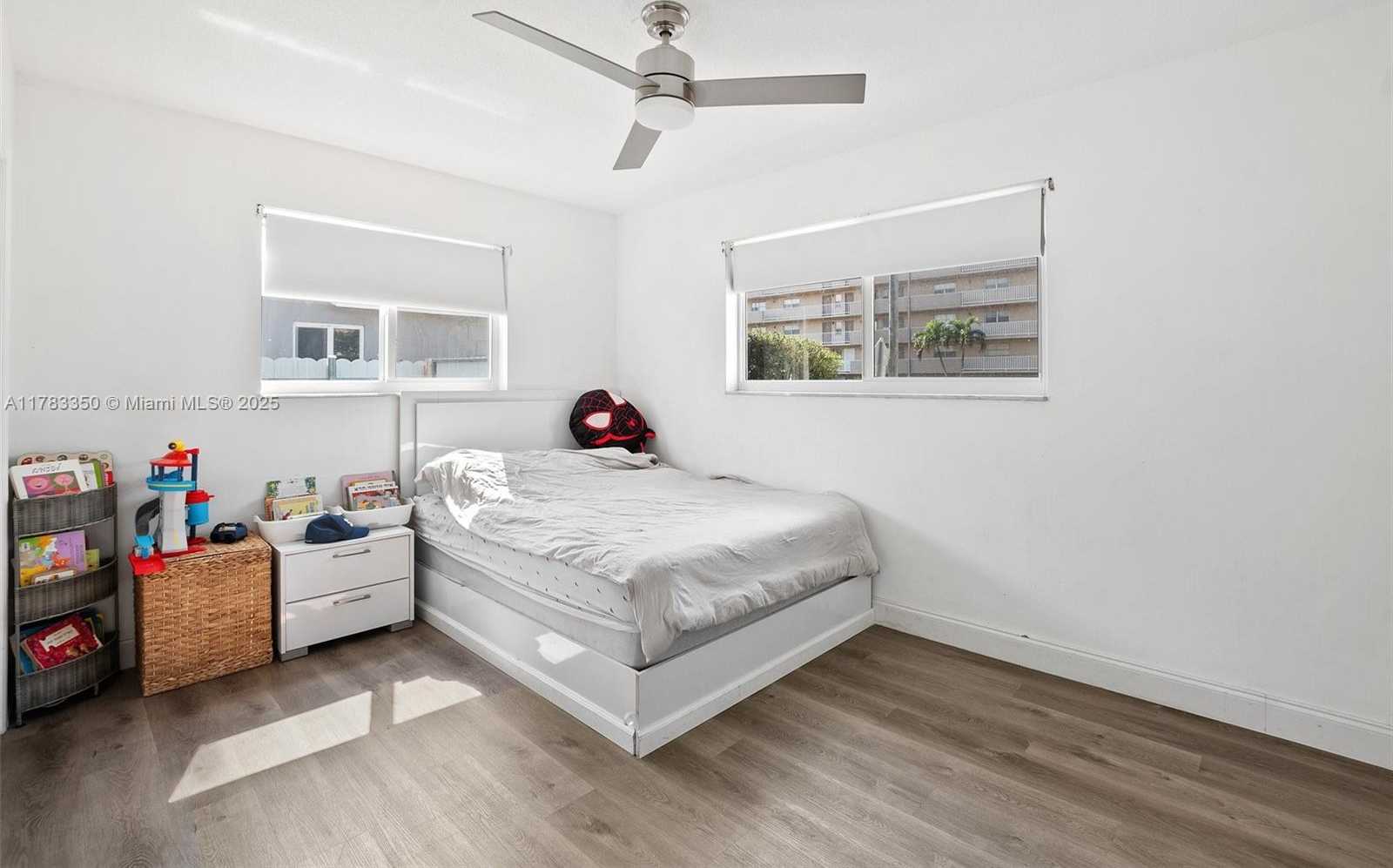 Small Image of 5117 WASHINGTON ST, Hollywood Number 19