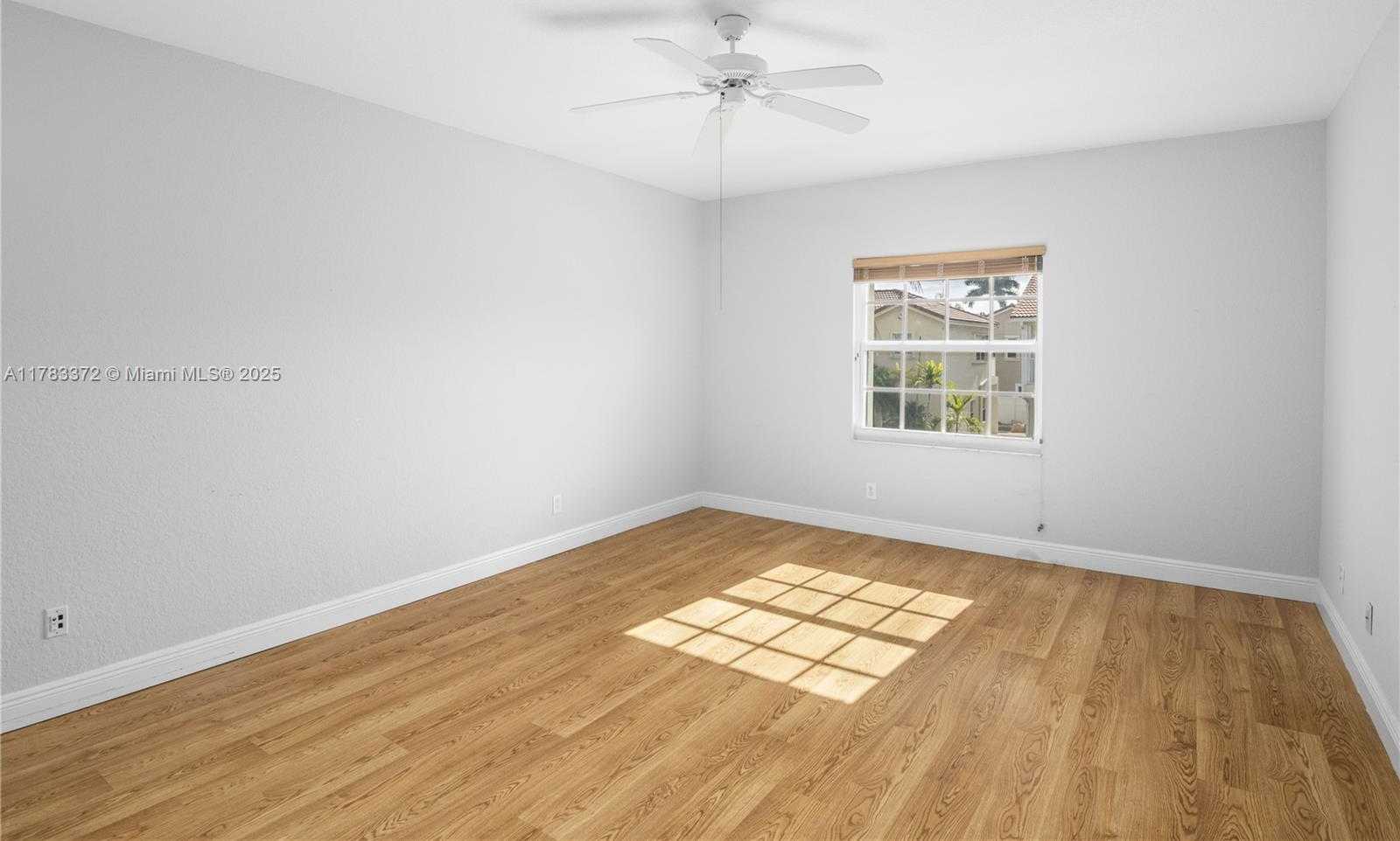 Small Image of 922 NORTH WEST 127TH AVE, Coral Springs Number 15