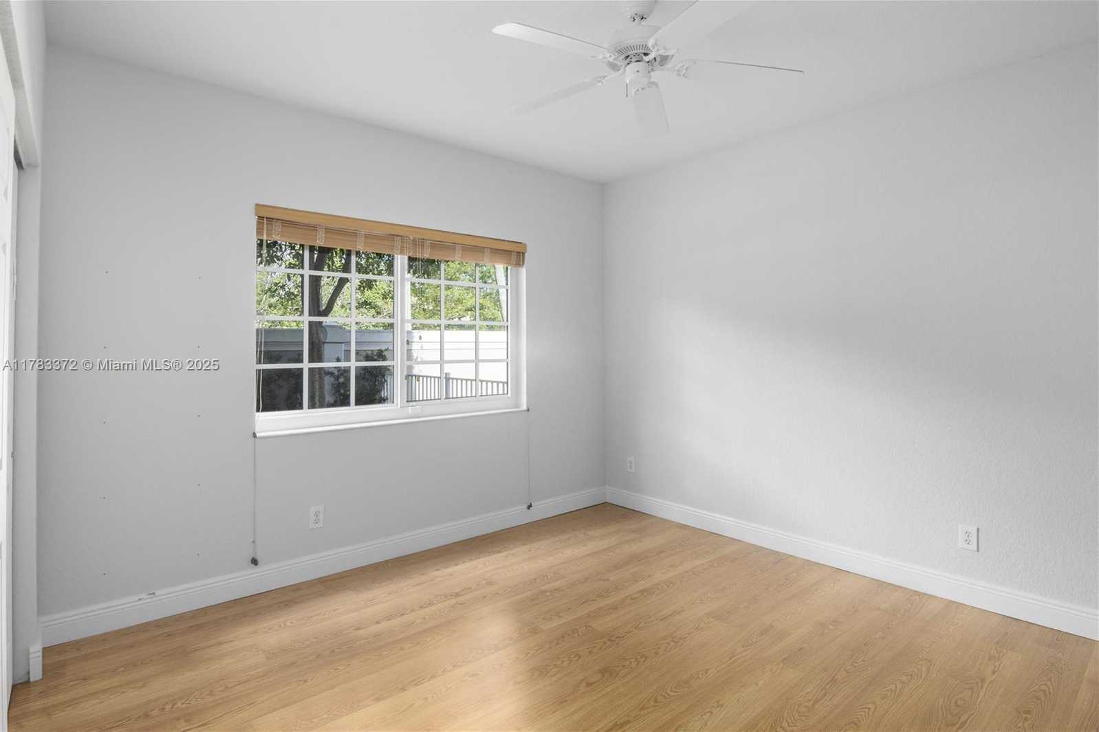 Small Image of 922 NORTH WEST 127TH AVE, Coral Springs Number 35